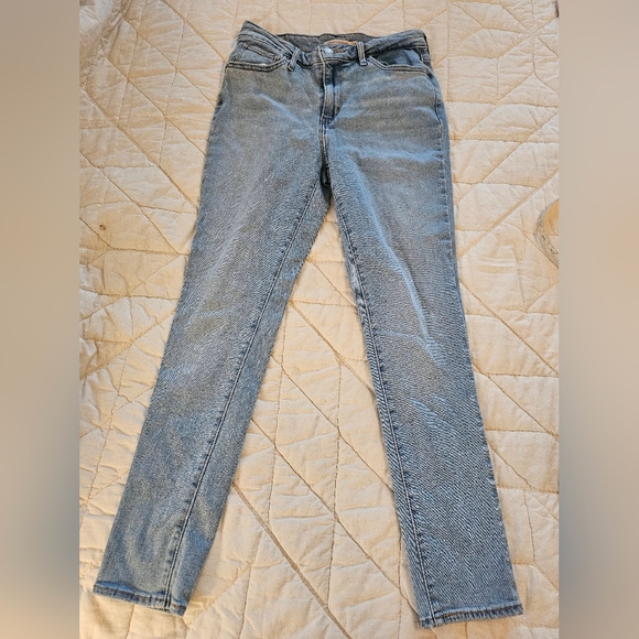 Levi's Denim - Levi's -721 High Rise Skinny Jeans - Light Blue Denim